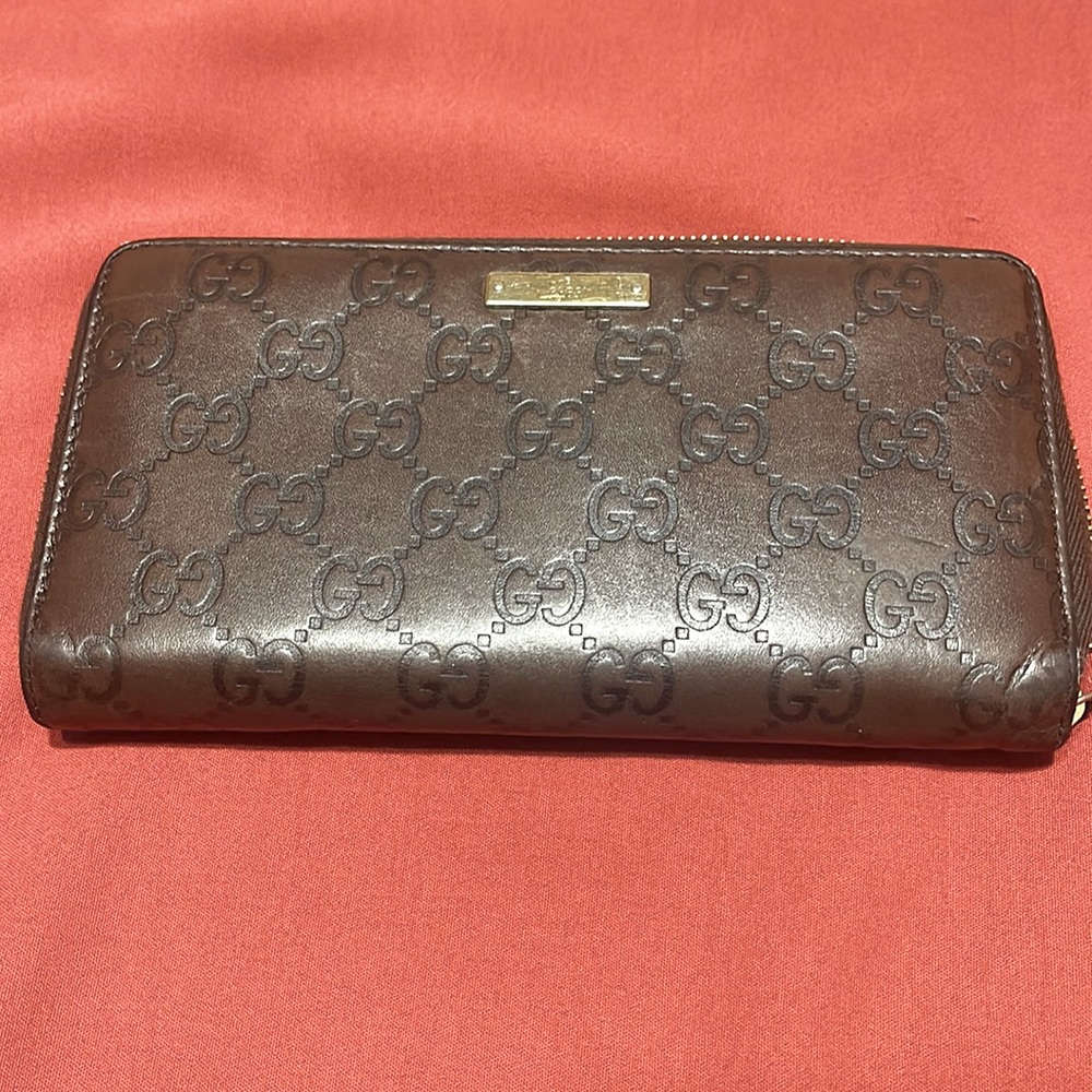Gucci wallet